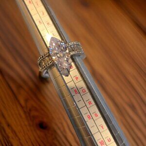 SALE~ CZ RING SIZE 6.5